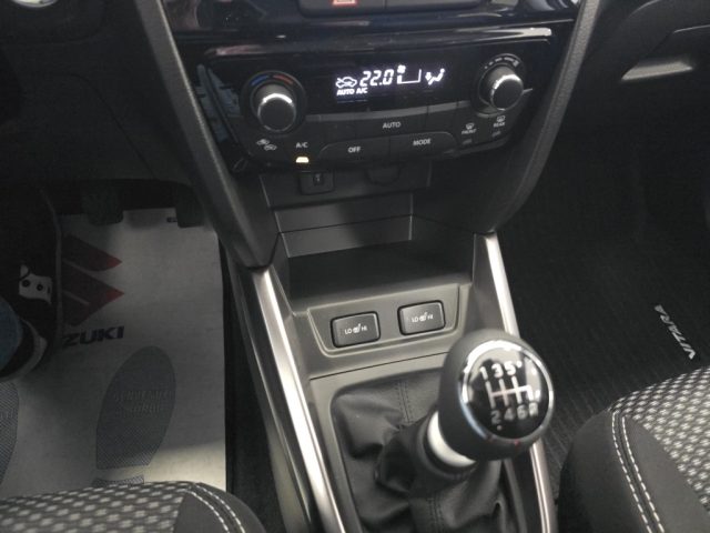 SUZUKI Vitara usata, con USB