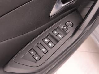 PEUGEOT 308 usata, con Controllo elettronico della corsia