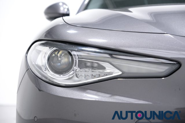 ALFA ROMEO Giulia usata, con Fari Xenon
