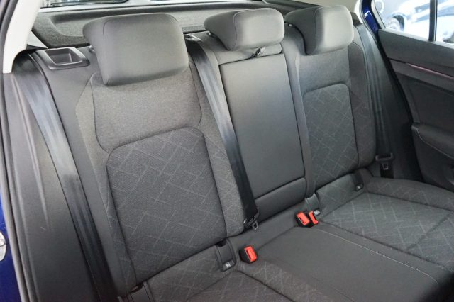 VOLKSWAGEN Golf usata, con Adaptive Cruise Control