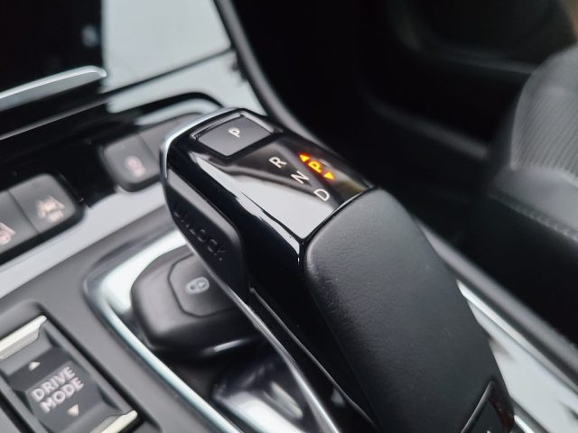 OPEL Grandland usata, con Sedile posteriore sdoppiato