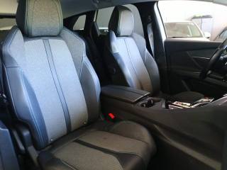 PEUGEOT 3008 usata, con Sedile posteriore sdoppiato