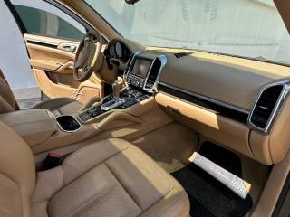 PORSCHE Cayenne usata, con Autoradio