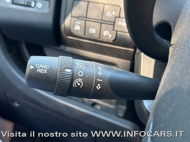 PEUGEOT Boxer usata, con Servosterzo
