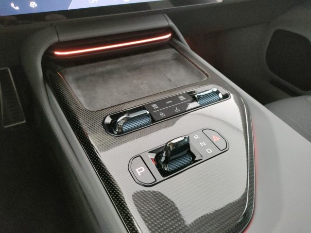 LOTUS Emeya usata, con Controllo vocale