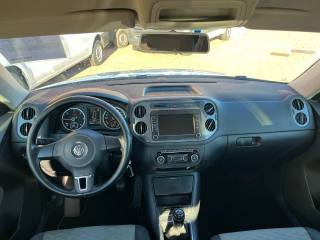 VOLKSWAGEN Tiguan usata, con Autoradio