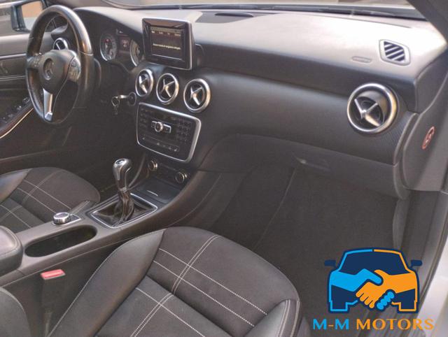 MERCEDES-BENZ A 180 usata, con Specchietti laterali elettrici