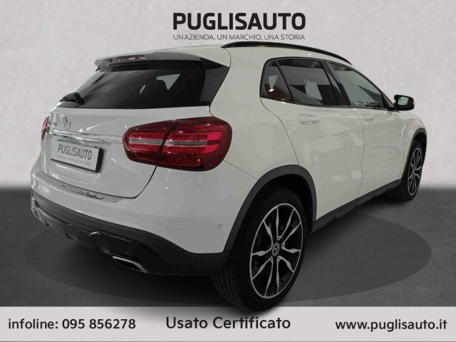 MERCEDES-BENZ GLA 200 usata, con Cerchi in lega