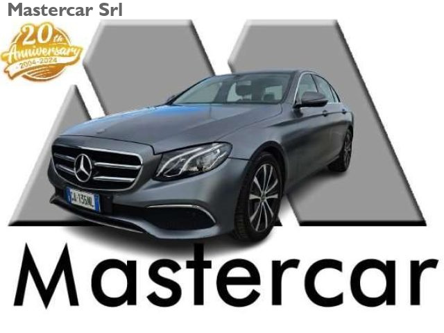 MERCEDES-BENZ E 220 usata, con Airbag