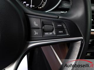 ALFA ROMEO Stelvio usata, con Chiusura centralizzata senza chiave