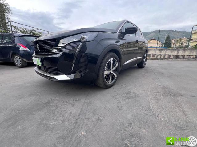 PEUGEOT 3008 usata, con Luci diurne