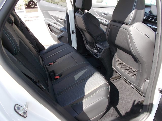 PEUGEOT 3008 usata, con Climatizzatore