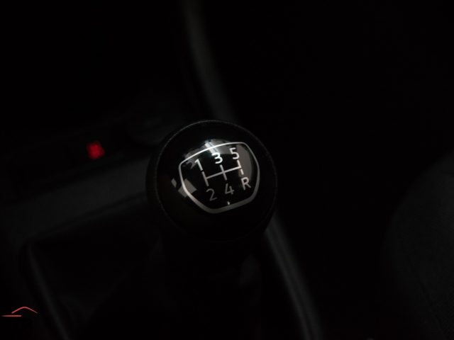 VOLKSWAGEN up! usata 33