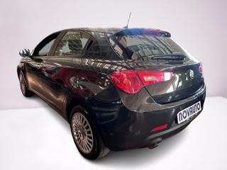 ALFA ROMEO Giulietta usata, con Autoradio