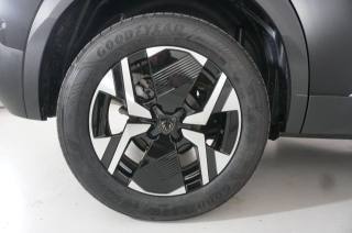 PEUGEOT 2008 usata, con Autoradio