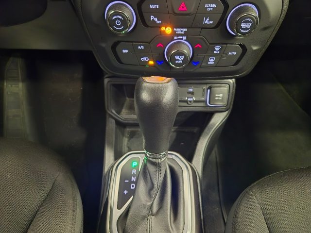 JEEP Renegade usata, con Autoradio digitale