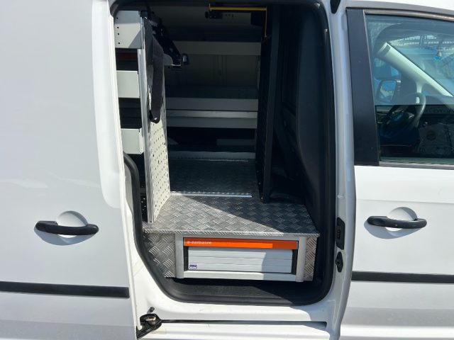 VOLKSWAGEN Caddy usata, con Servosterzo