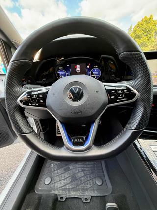 VOLKSWAGEN Golf usata, con ESP