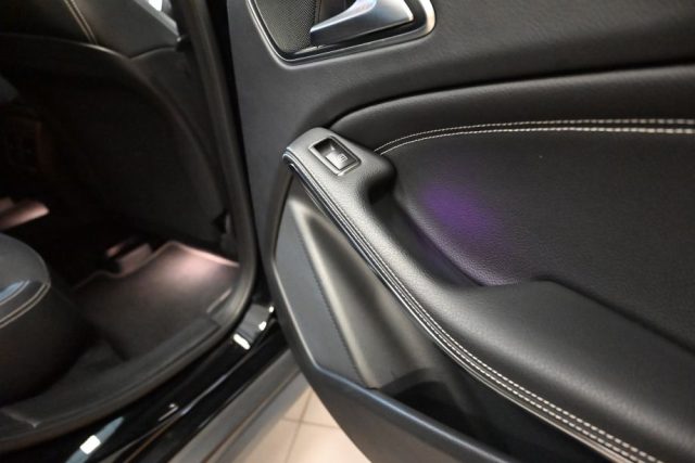MERCEDES-BENZ GLA 180 usata 135