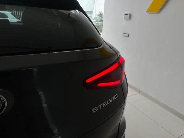 ALFA ROMEO Stelvio usata, con Fari Xenon