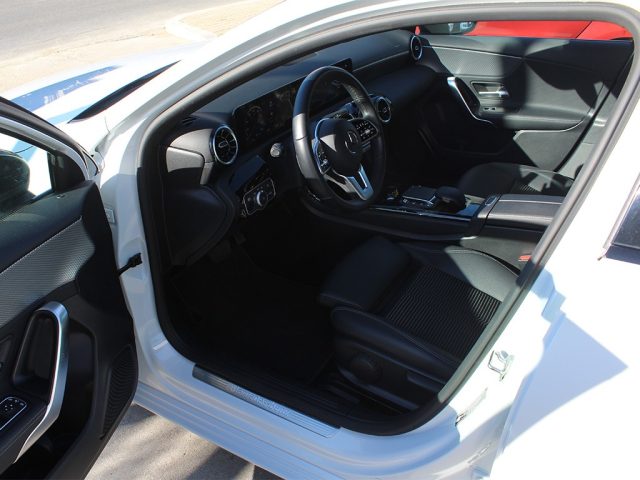 MERCEDES-BENZ A 180 usata, con Cerchi in lega
