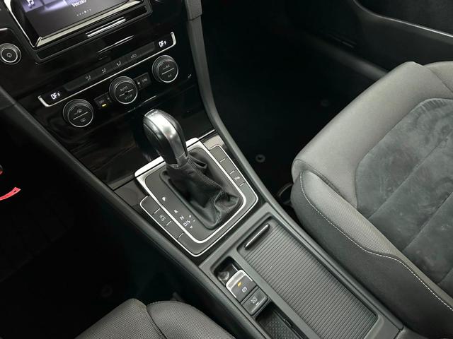 VOLKSWAGEN Golf usata, con Controllo automatico clima