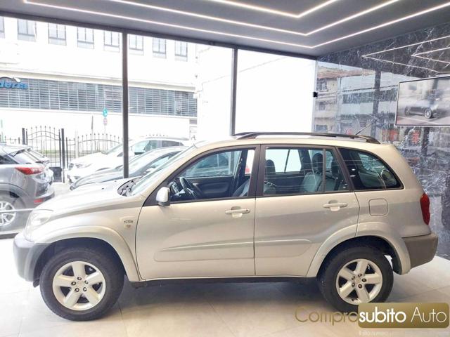 TOYOTA RAV 4 MY23 usata, con Airbag Passeggero