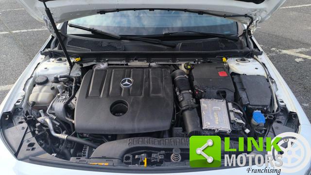 MERCEDES-BENZ CLA 180 usata, con Luci diurne LED