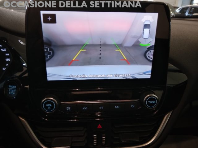 FORD Fiesta usata, con Fari LED