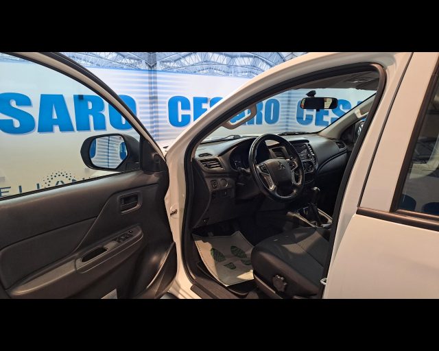 MITSUBISHI L200 usata, con Chiusura centralizzata