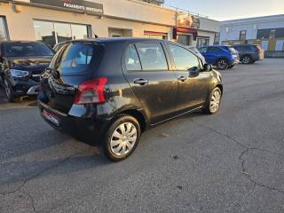 TOYOTA Yaris usata, con Airbag