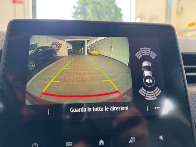 RENAULT Clio usata, con Touch screen