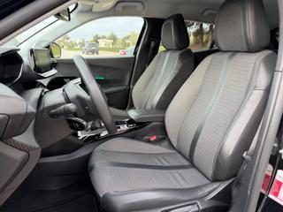 PEUGEOT 2008 usata, con Controllo automatico clima