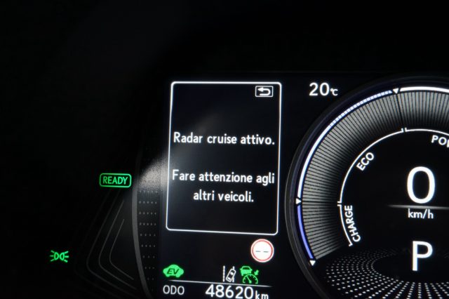 LEXUS UX 250h usata, con ESP