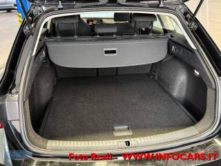 SEAT Leon usata, con Fari LED