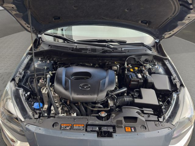 MAZDA 2 usata, con Airbag testa