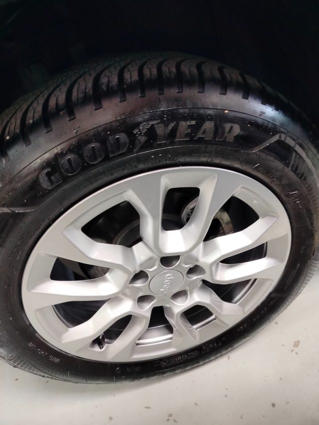 JEEP Compass usata, con Autoradio digitale