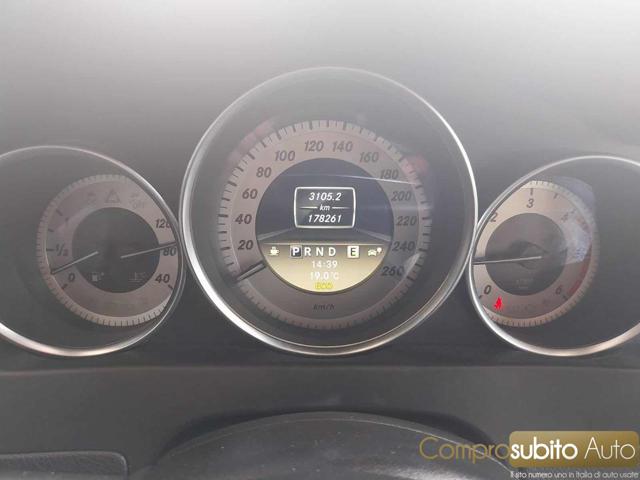 MERCEDES-BENZ C 220 usata 24