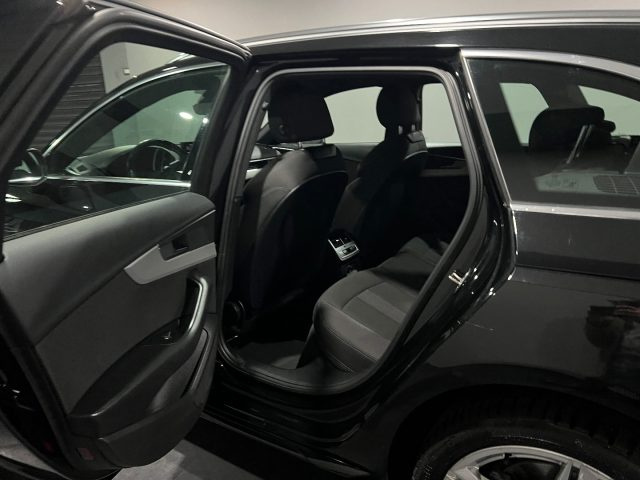 AUDI A4 usata, con Controllo automatico clima