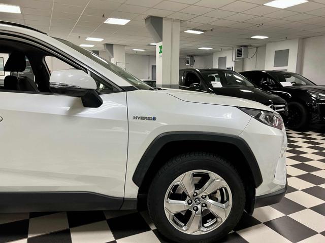 TOYOTA RAV 4 MY23 usata, con Cerchi in lega