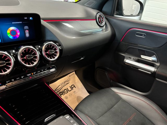 MERCEDES-BENZ GLA 180 usata, con Cronologia tagliandi