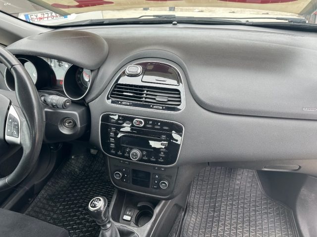 FIAT Punto usata, con Volante multifunzione