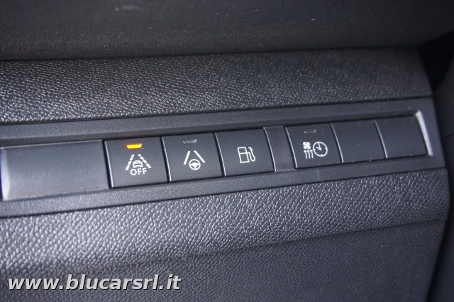 PEUGEOT 3008 usata, con Riconoscimento dei segnali stradali