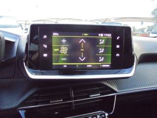 PEUGEOT 2008 usata, con Head-up display