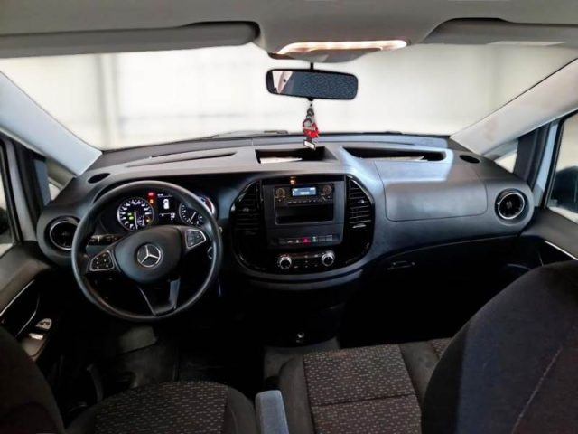 MERCEDES-BENZ Vito usata, con Airbag laterali
