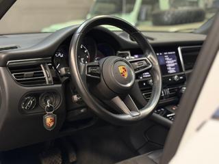 PORSCHE Macan usata, con Boardcomputer