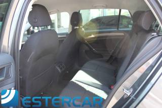 VOLKSWAGEN Golf usata, con Touch screen