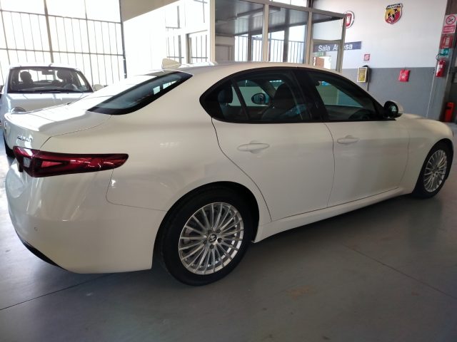 ALFA ROMEO Giulia usata, con Autoradio