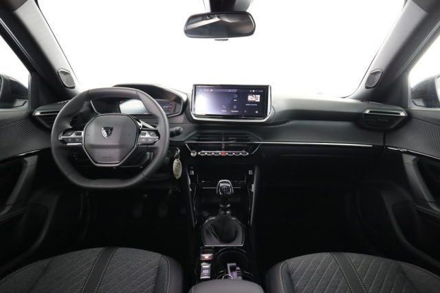 PEUGEOT 2008 usata 10