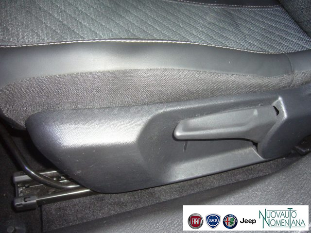 PEUGEOT 2008 usata, con Servosterzo